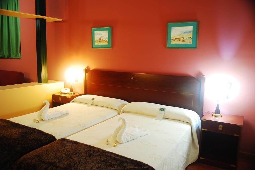 Hotel Puerto De Las Nieves Агаете Екстер'єр фото
